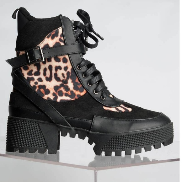 Last Size 8.5 🖤Leopard Lace-up Buckle Combat Bt - Picture 2 of 8